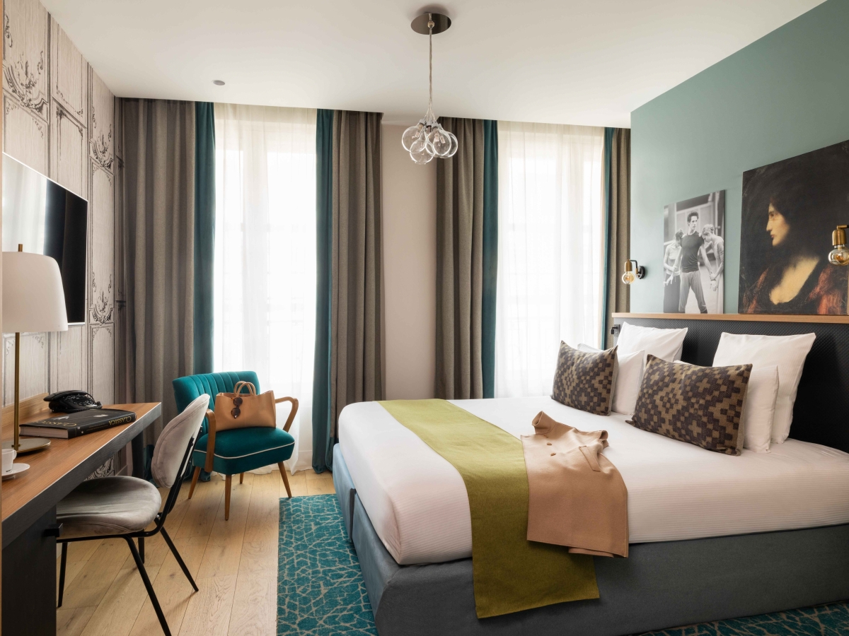 Otel
